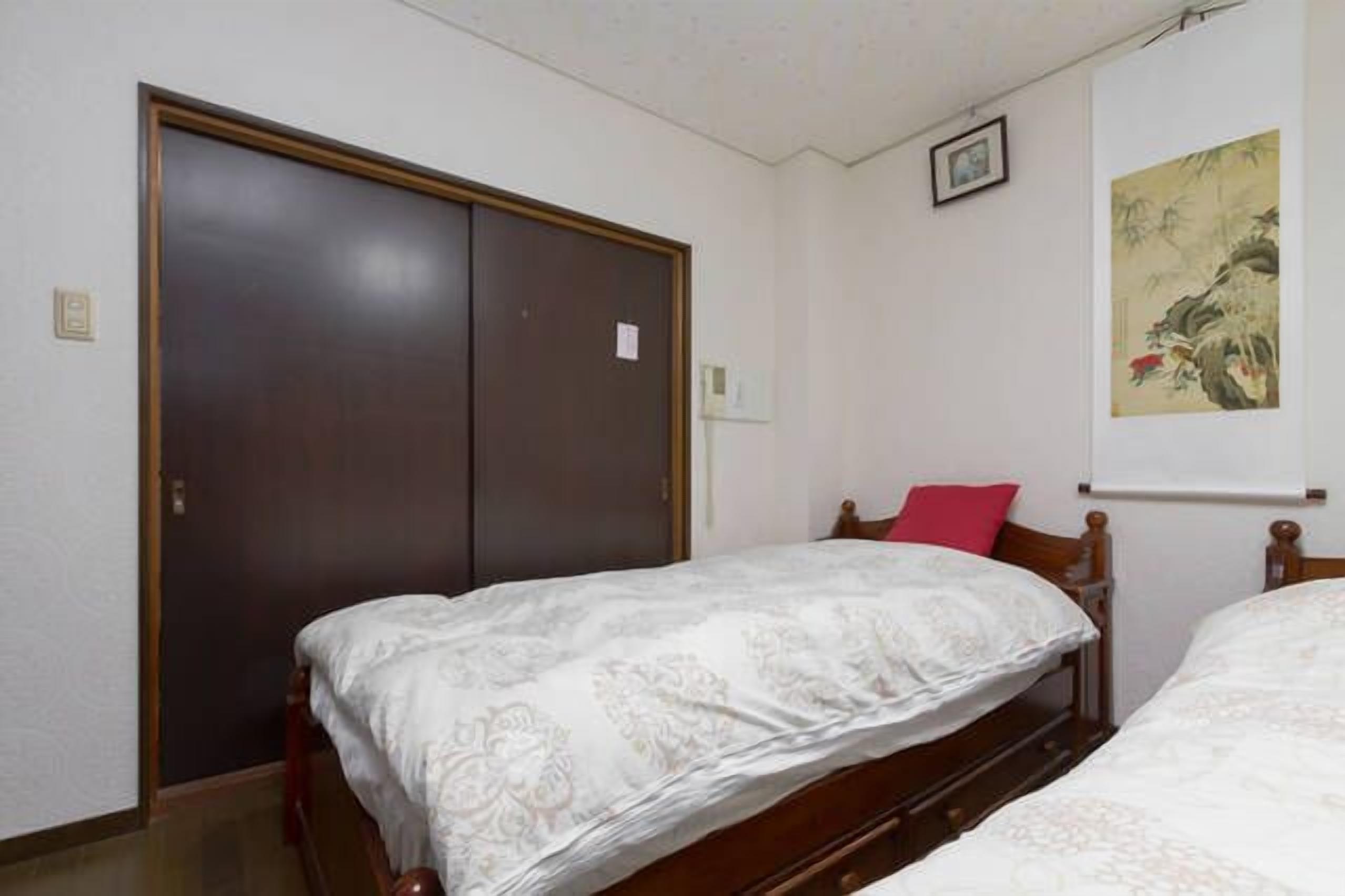 Nakayama Guesthouse