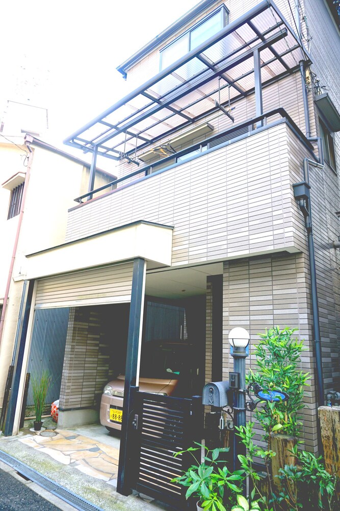 Namba Tsutenkaku Warm Villa WS-1