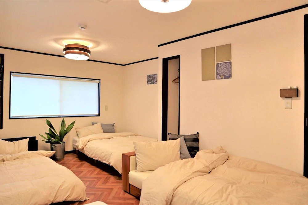 Nexstay House Osaka West