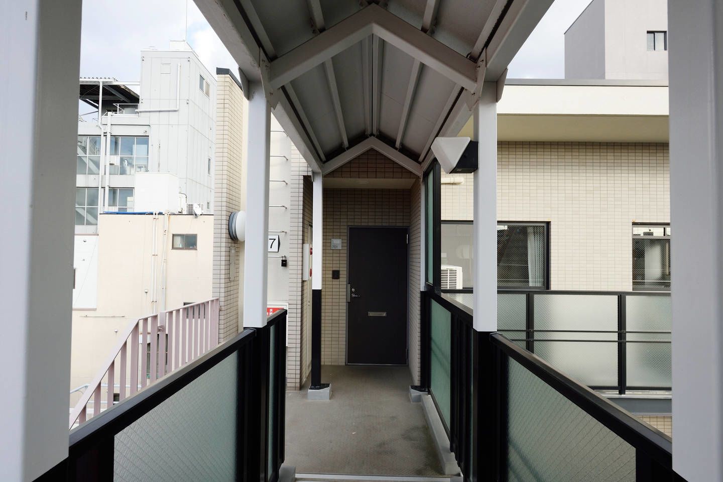 nid Namba at Adel Heim