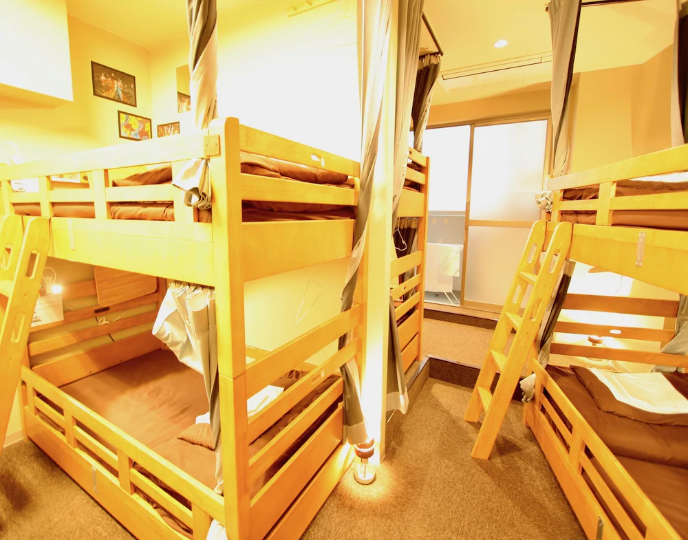 Osaka Guesthouse Nest - Hostel