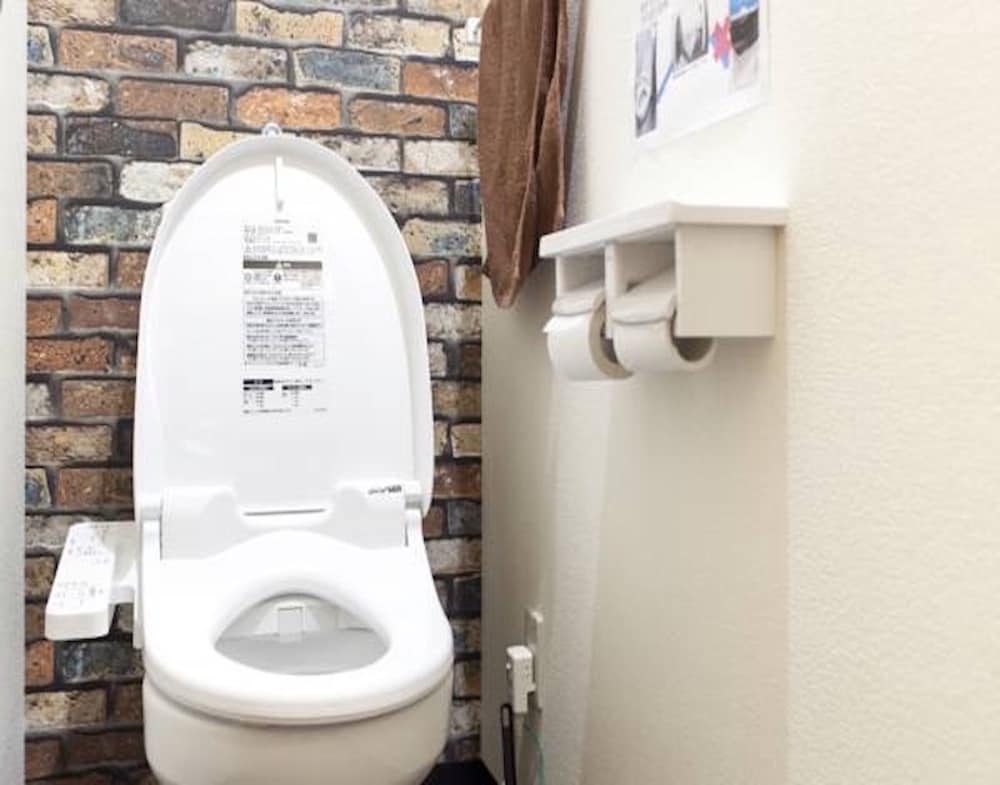 Osaka Guesthouse Nest - Hostel