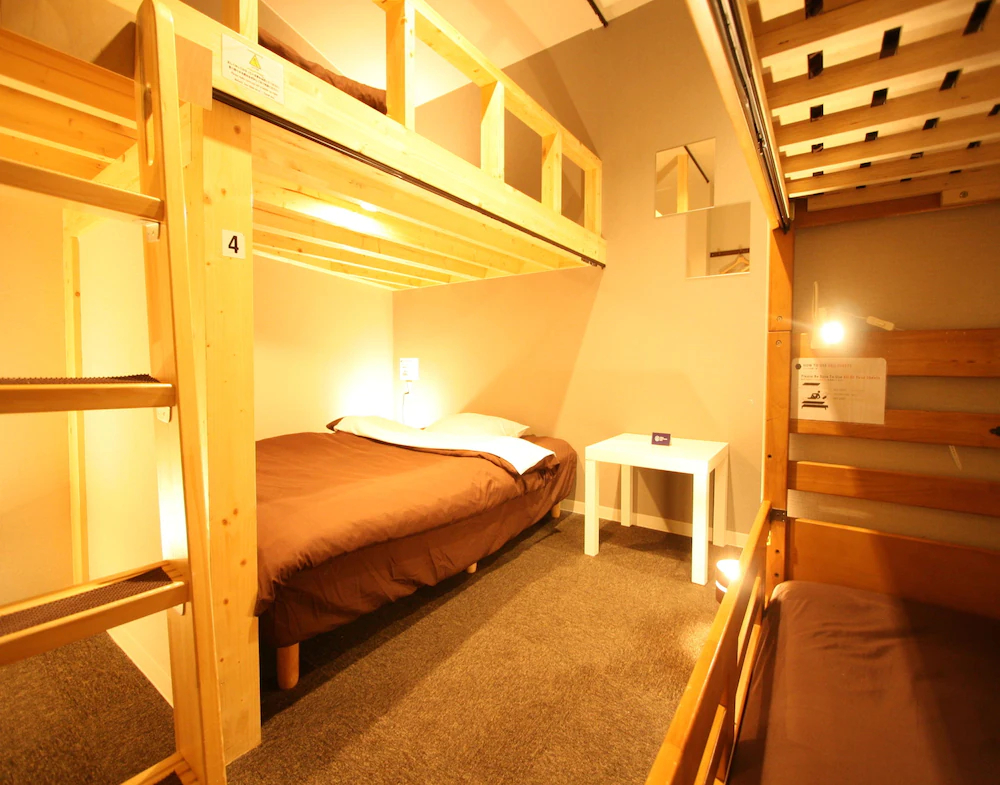 Osaka Guesthouse Nest - Hostel