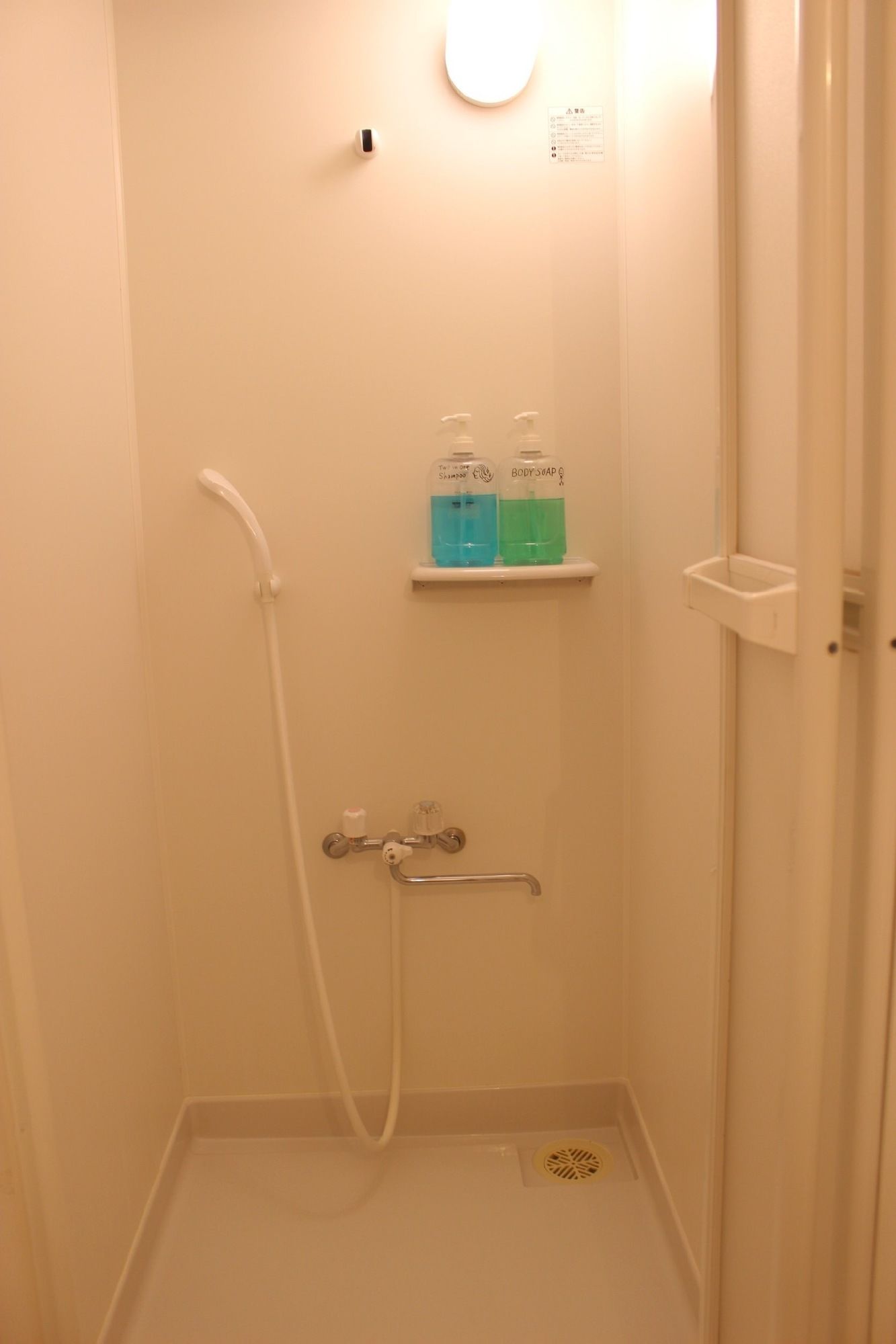 Osaka Guest House Sakura Hostel