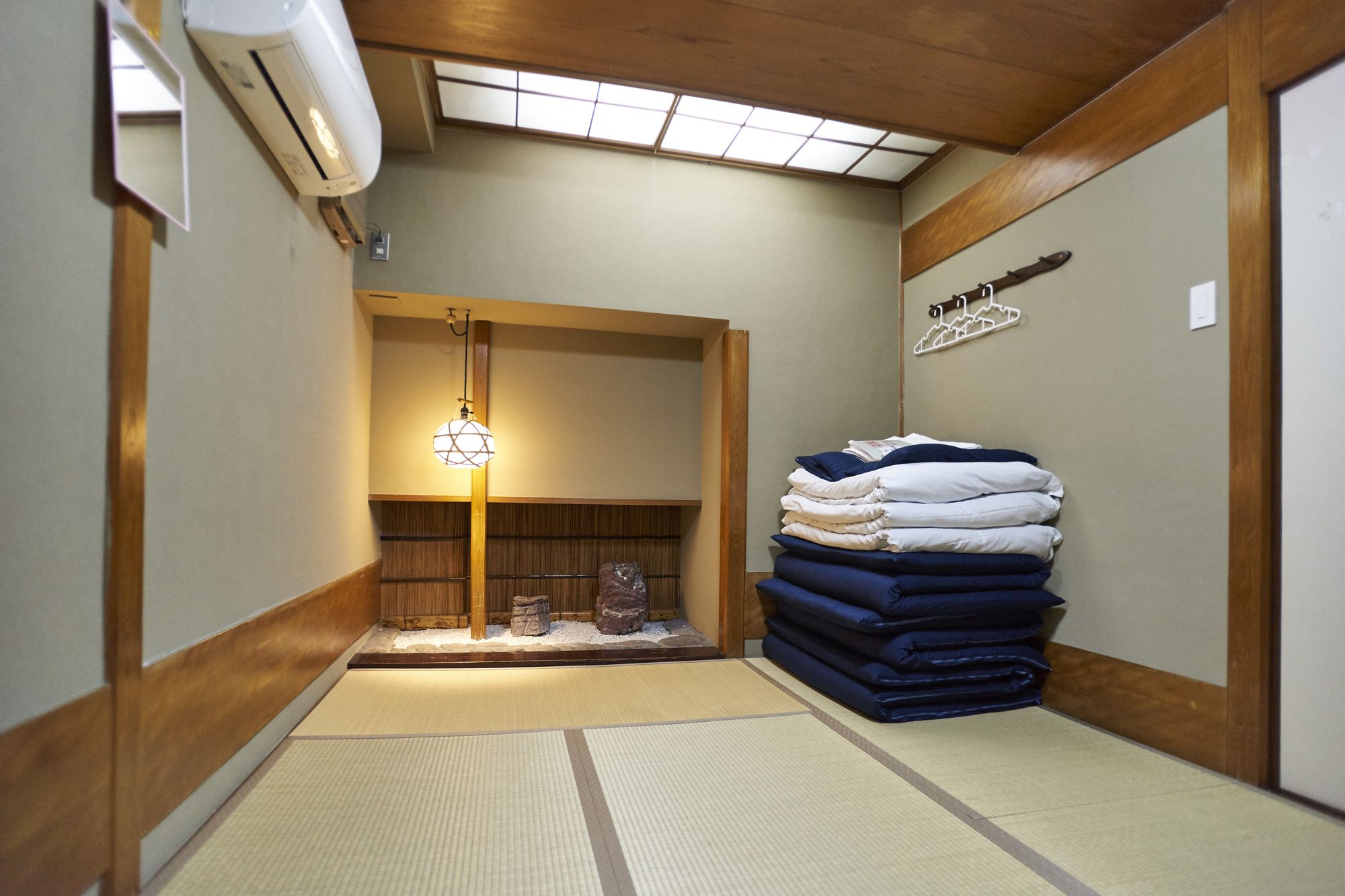 Osaka Guest House Sakura Hostel