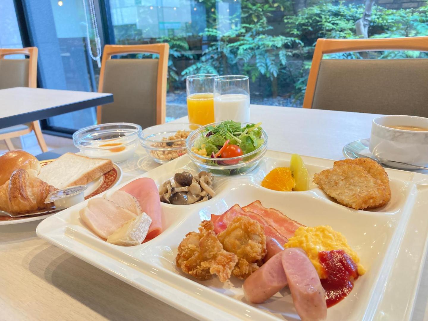 Osaka River Side Hotel