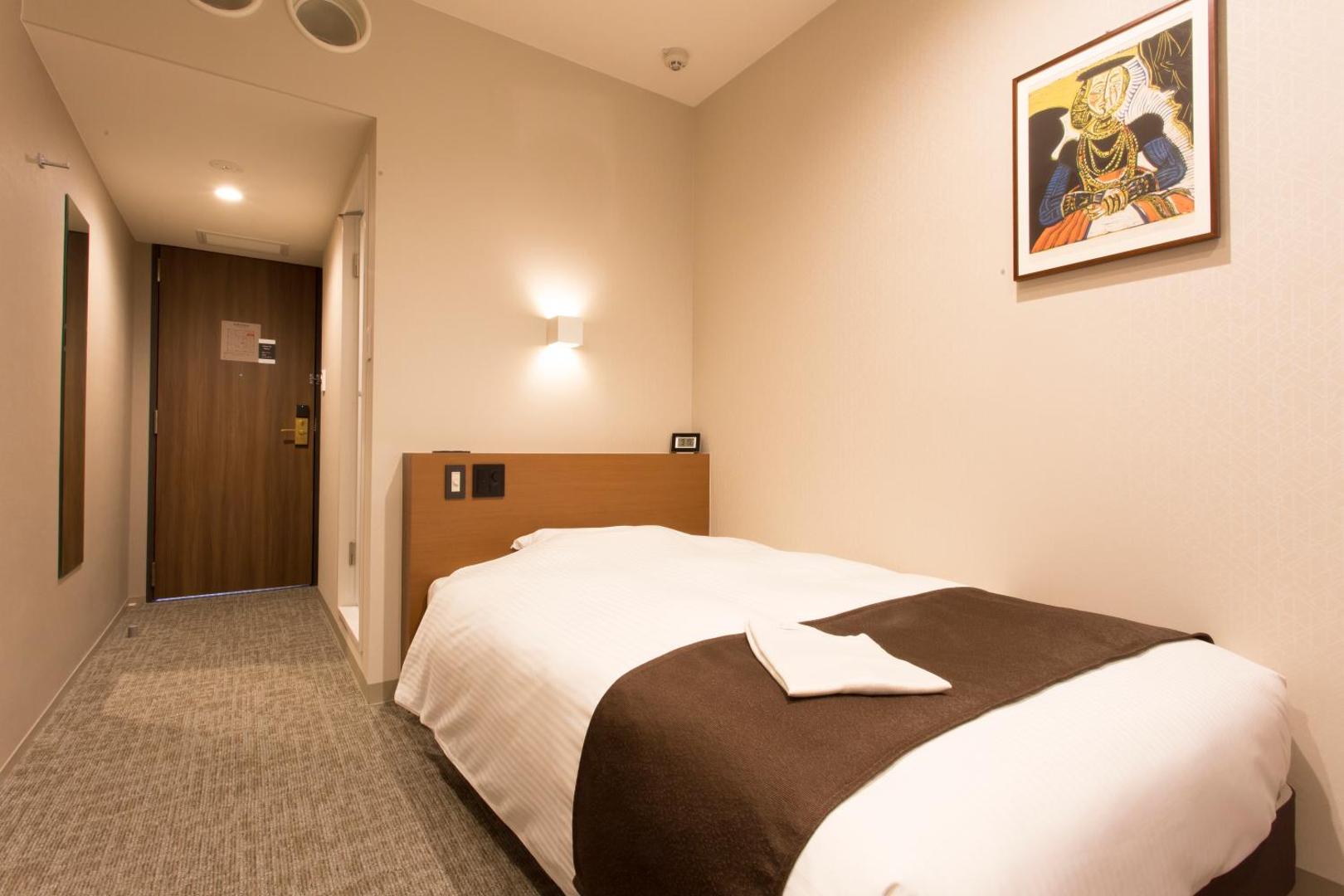 Osaka River Side Hotel