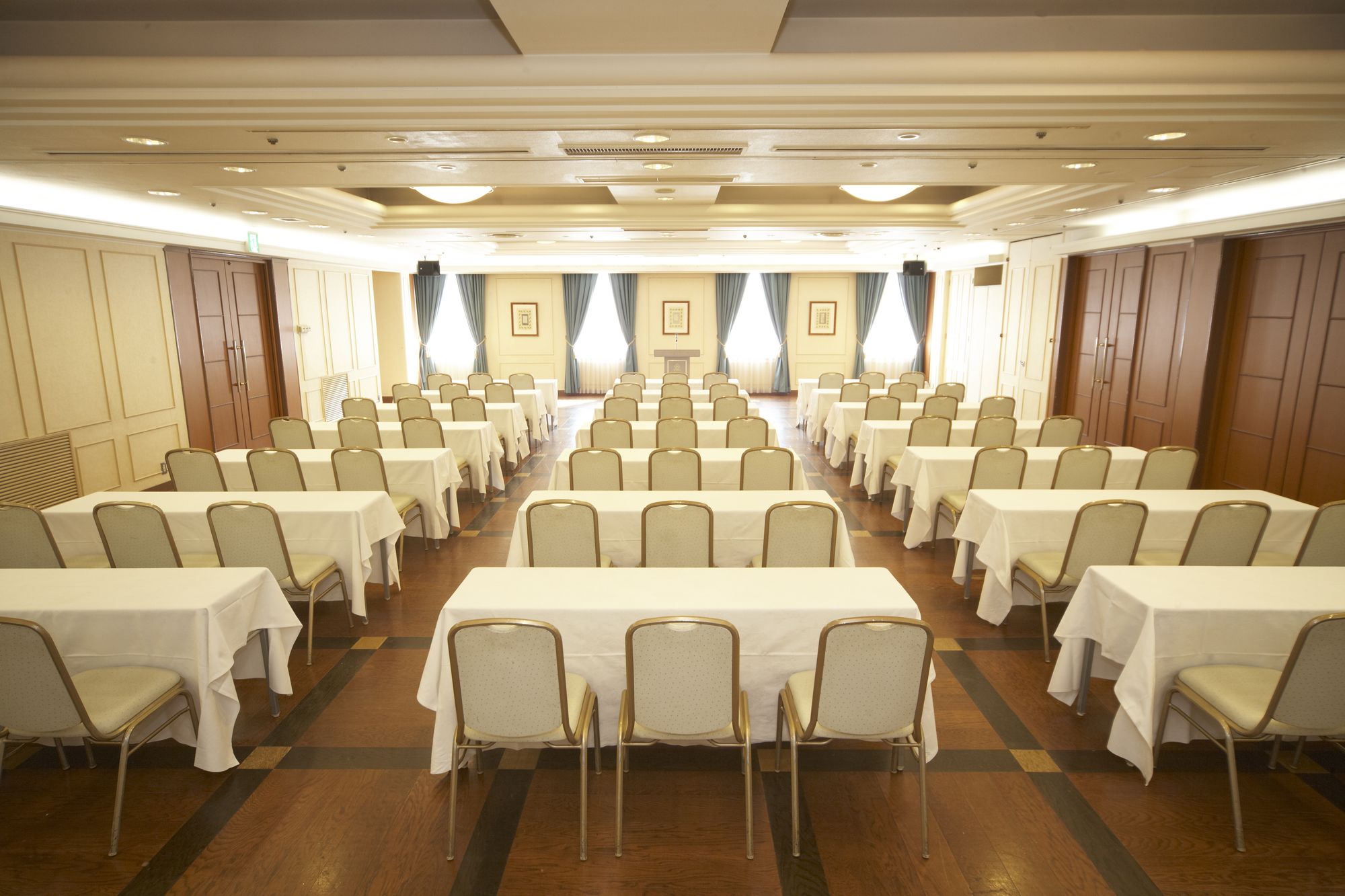 Osaka Tokyu REI Hotel