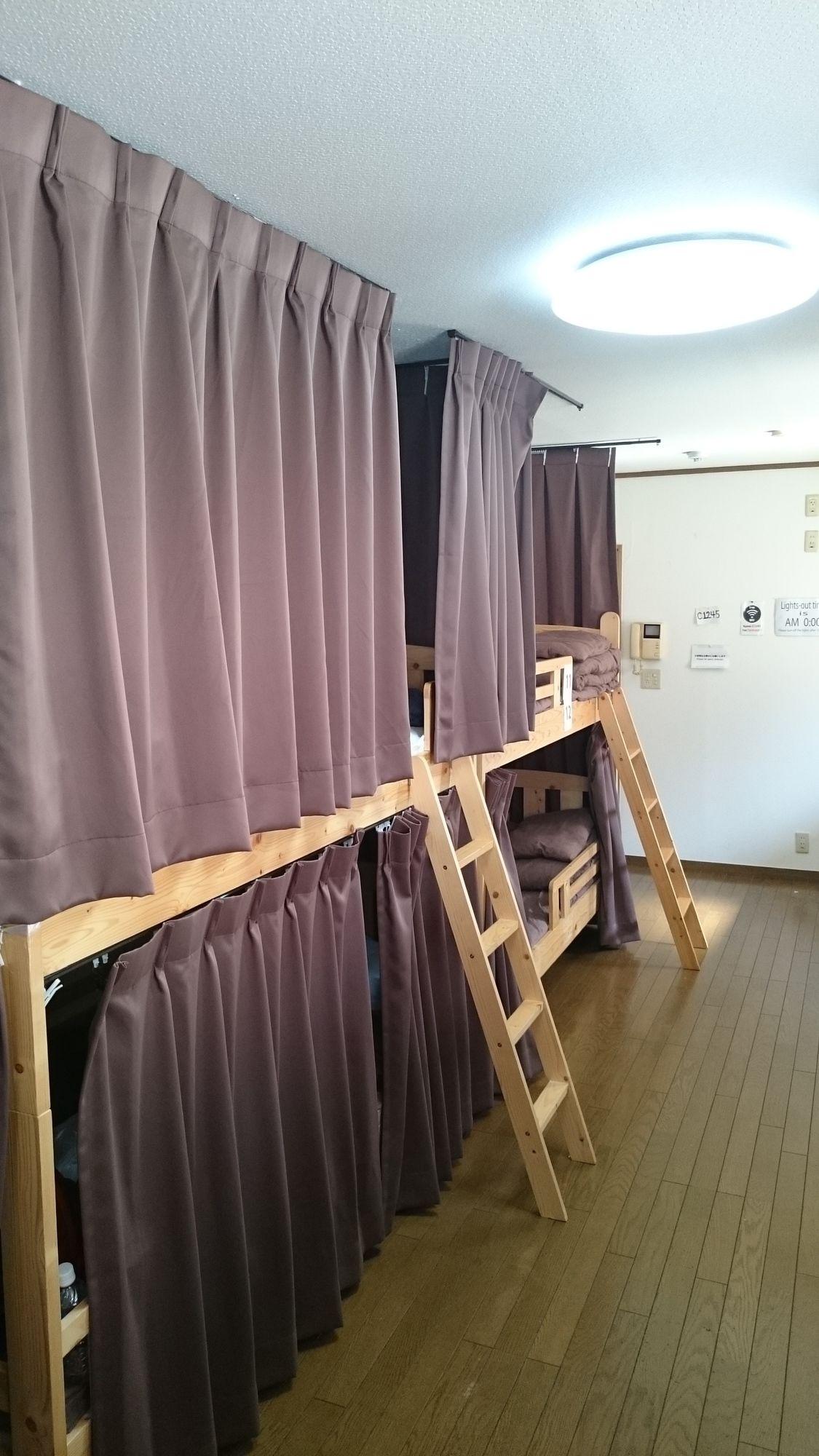Osaka Tomato Guesthouse