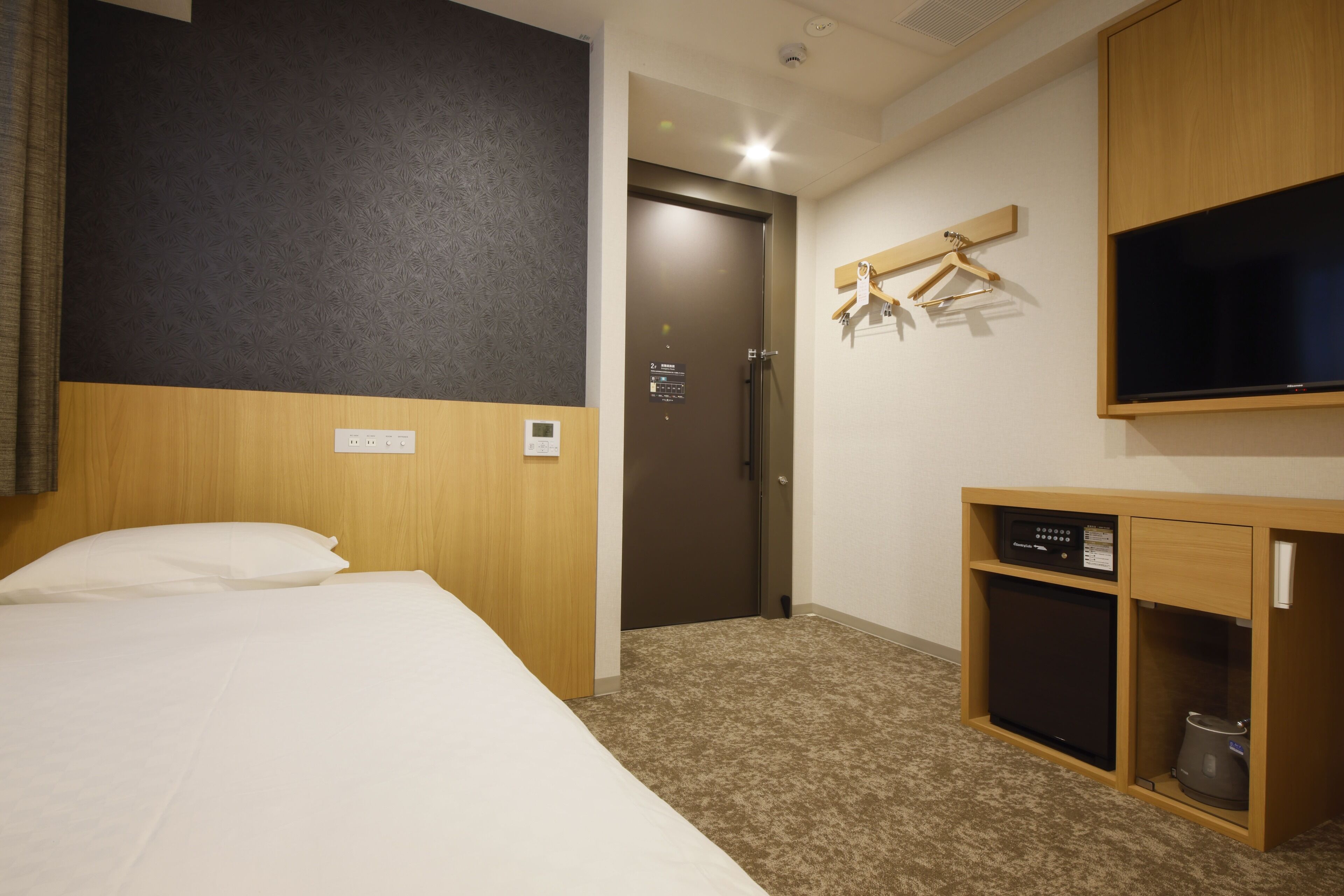 Plum Hotel