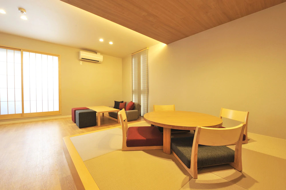 RakutenSTAY x Shamaison Osaka Dekijima Station