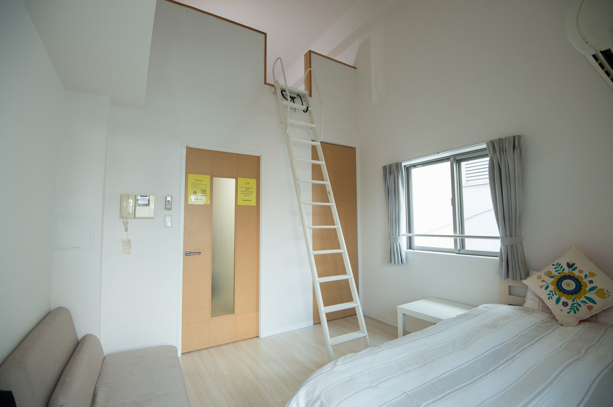 Rebanga Namba Minami Apartment