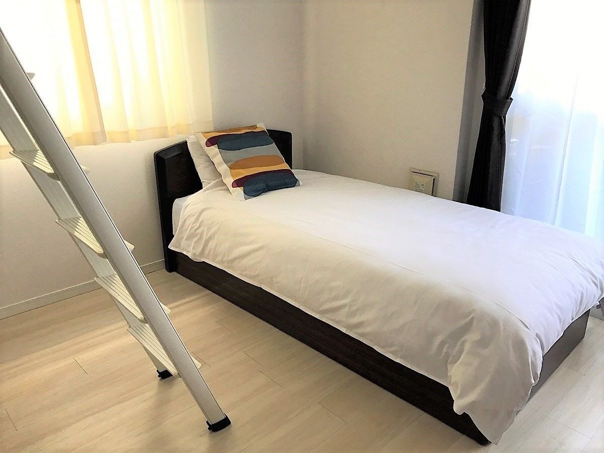 Rebanga Namba Minami Apartment