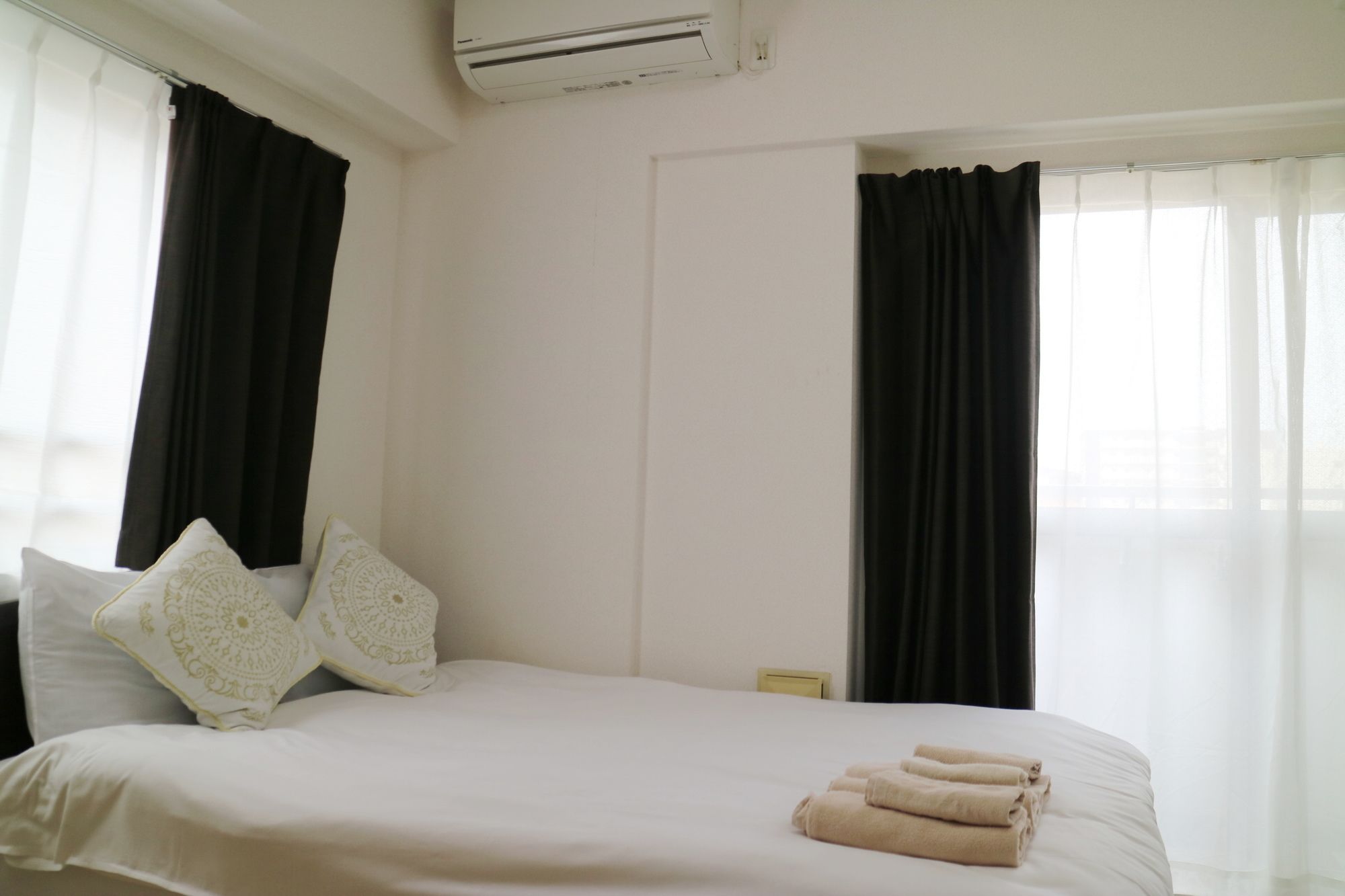 Rebanga Namba Minami Apartment