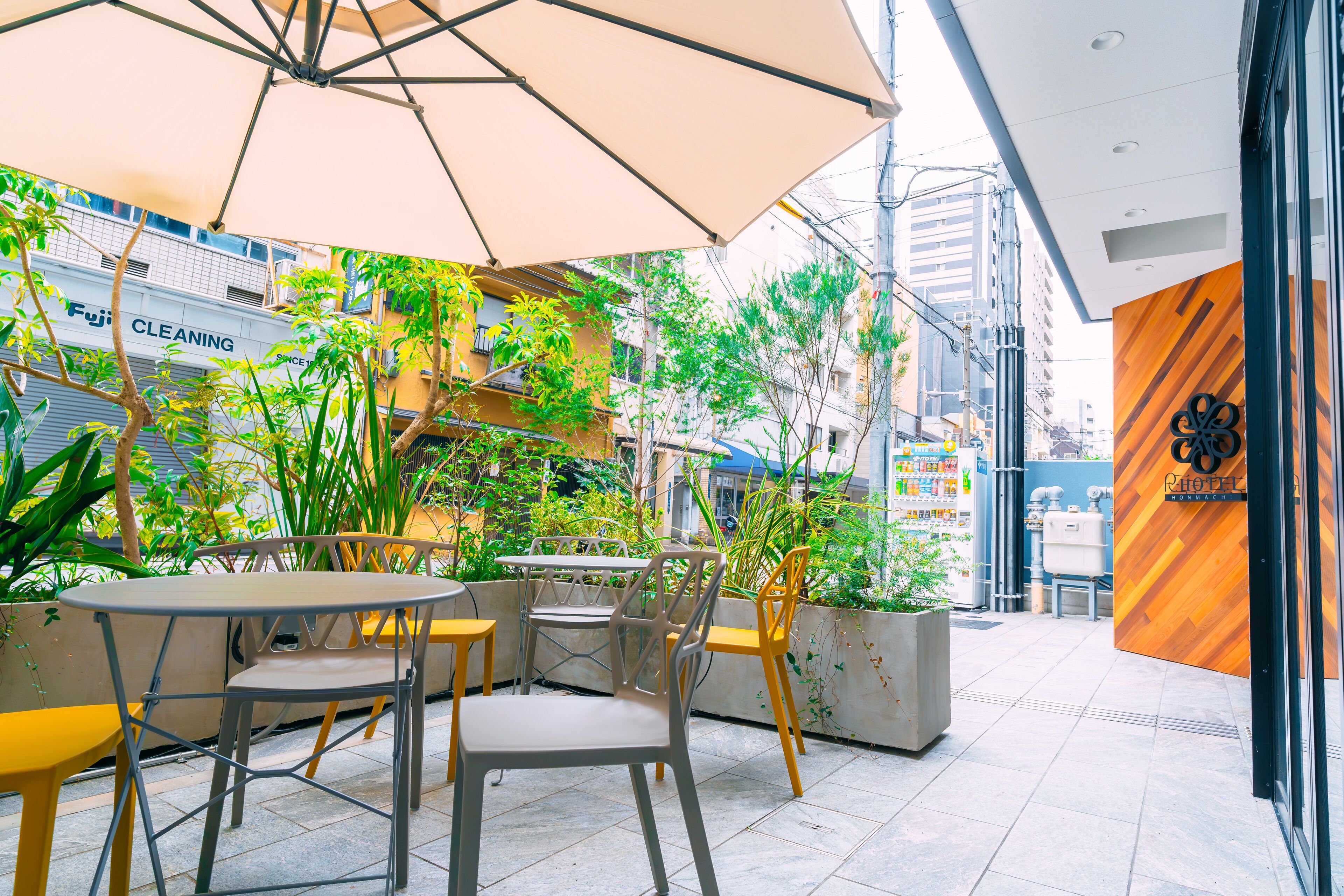 R Hotel Honmachi