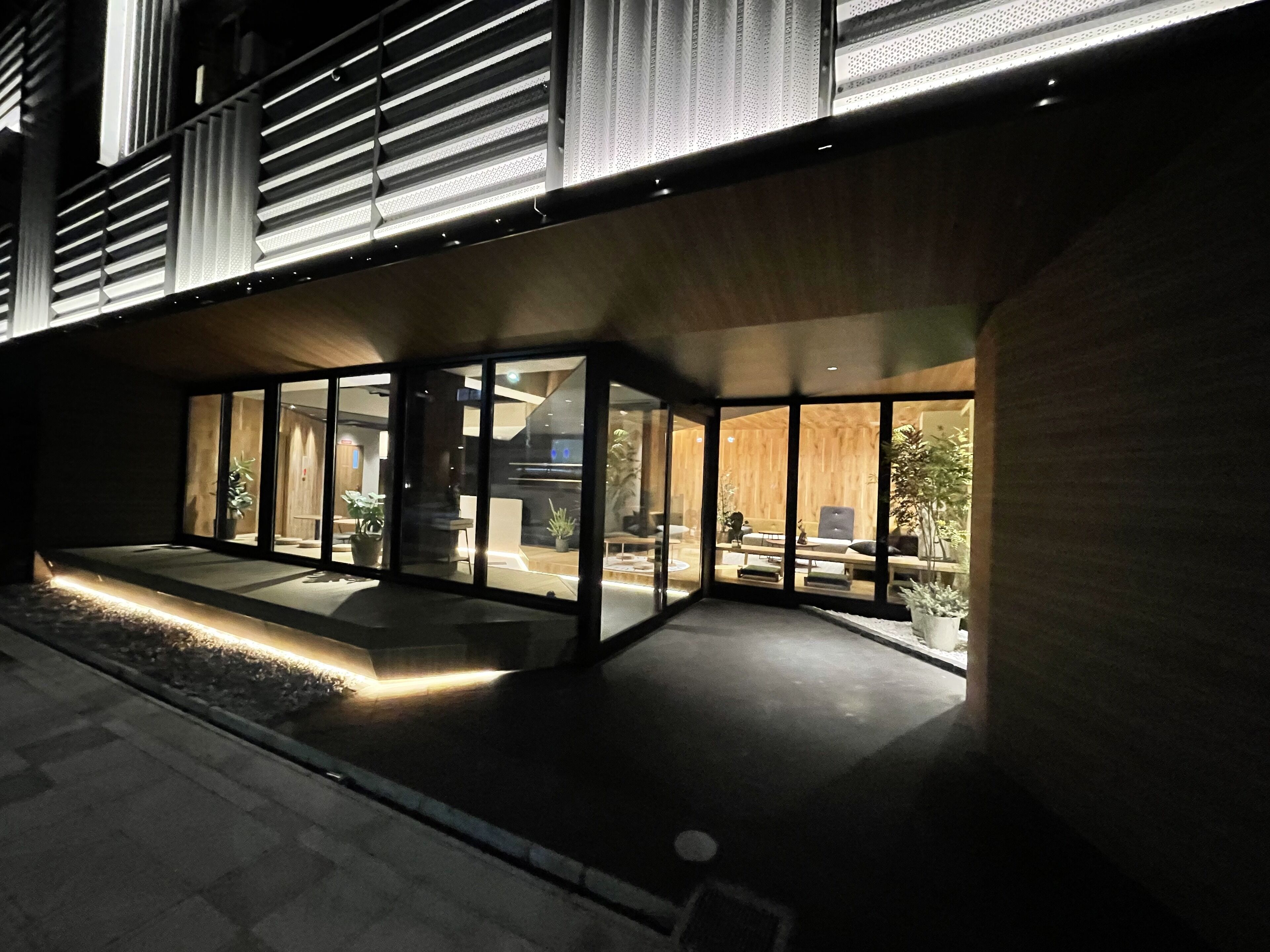 R Hotel Namba