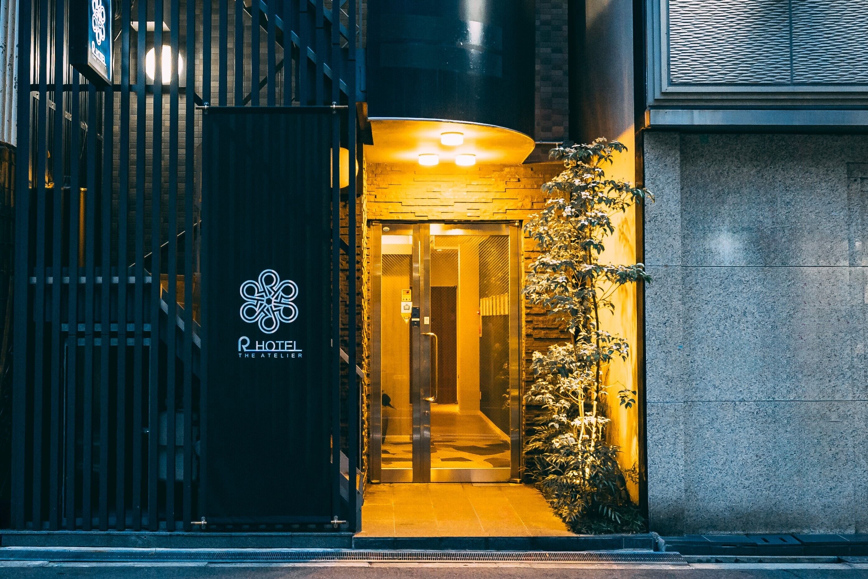 R Hotel The Atelier Shinsaibashi East