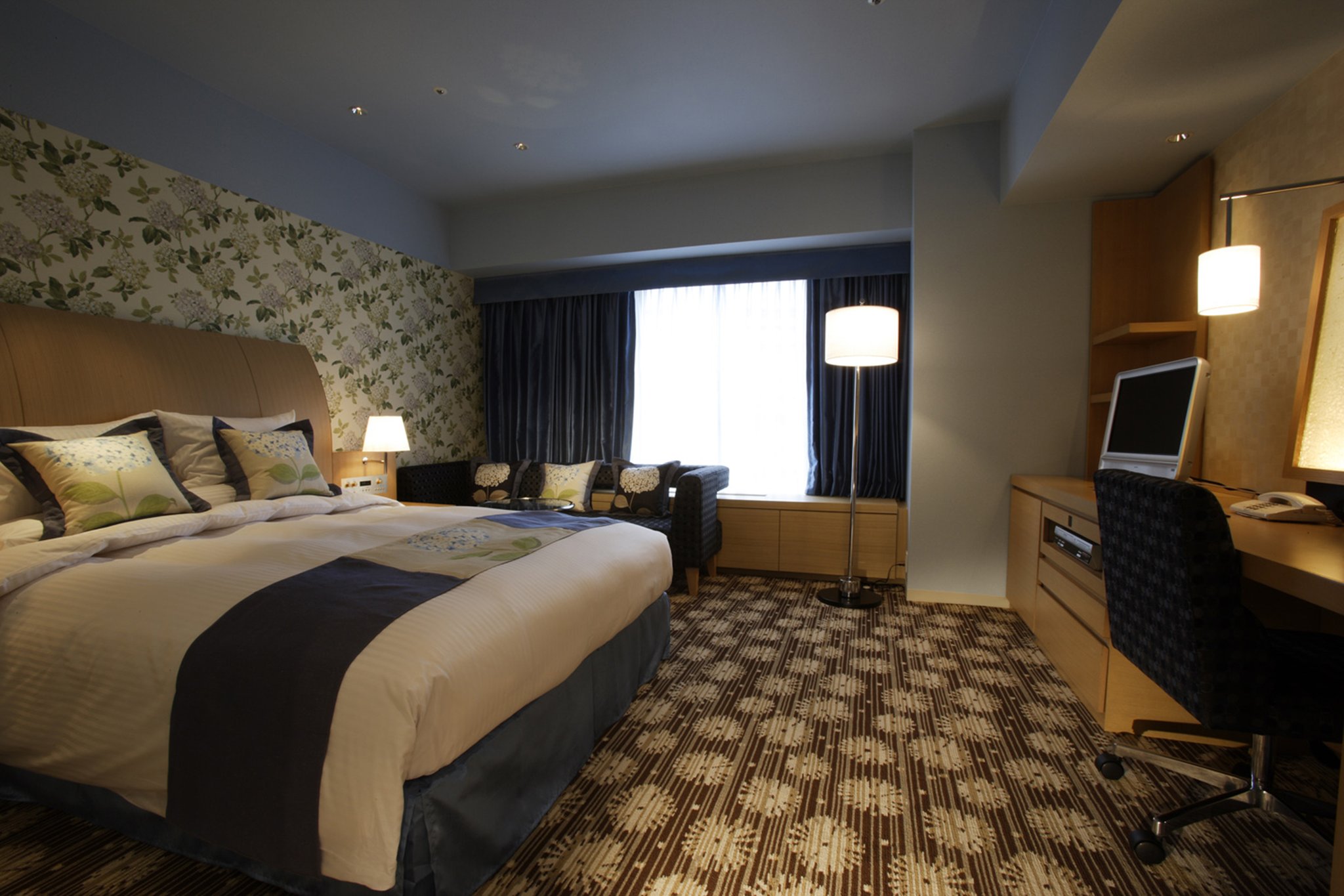 RIHGA Royal Hotel Osaka, Vignette Collection