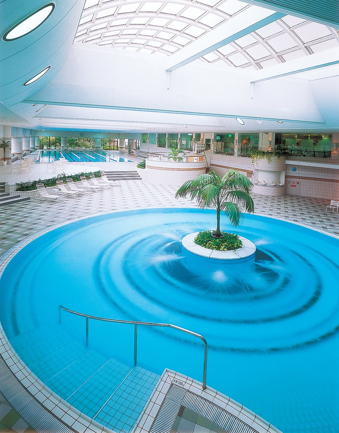 RIHGA Royal Hotel Osaka, Vignette Collection