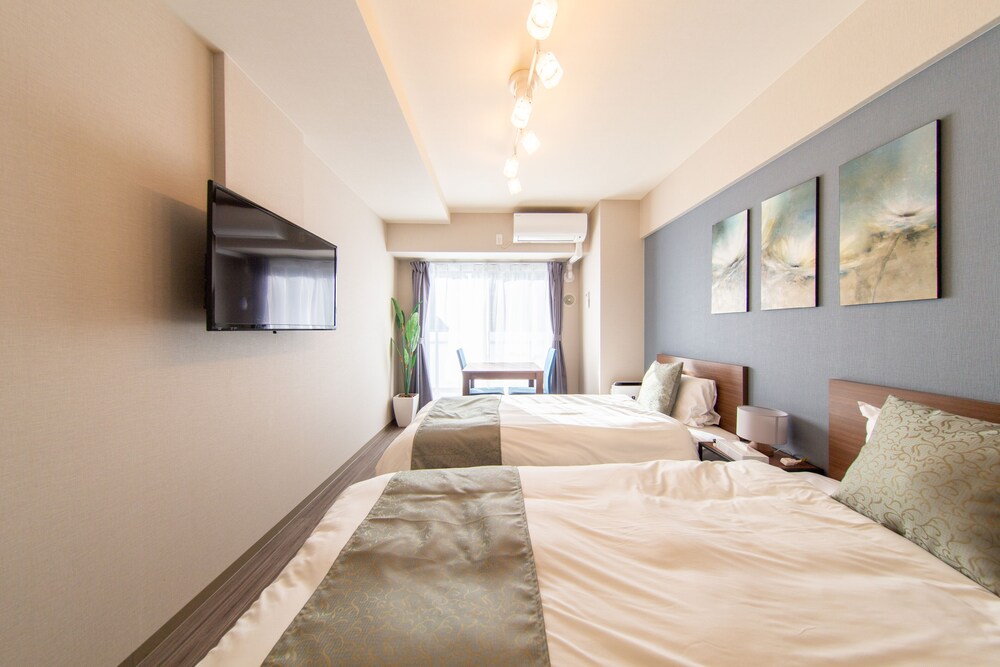 @RLiS_house Tsutenkaku