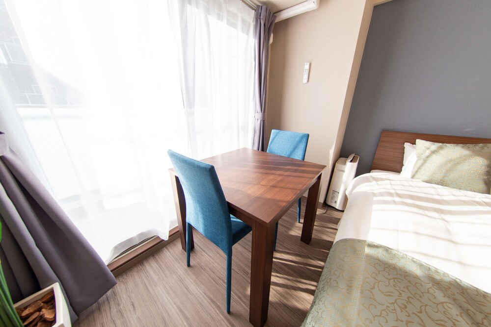@RLiS_house Tsutenkaku