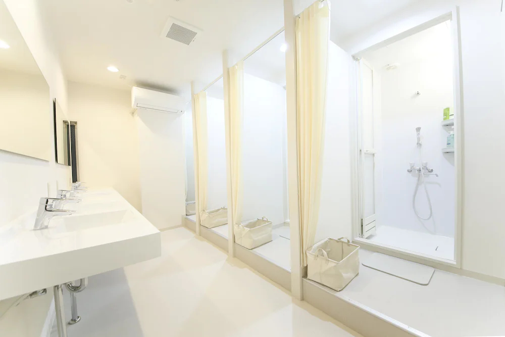 Roots Hostel