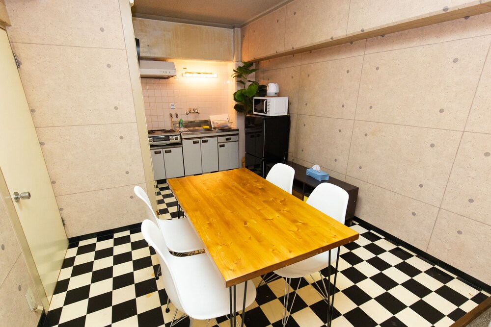 Rose Heights Higashimoto