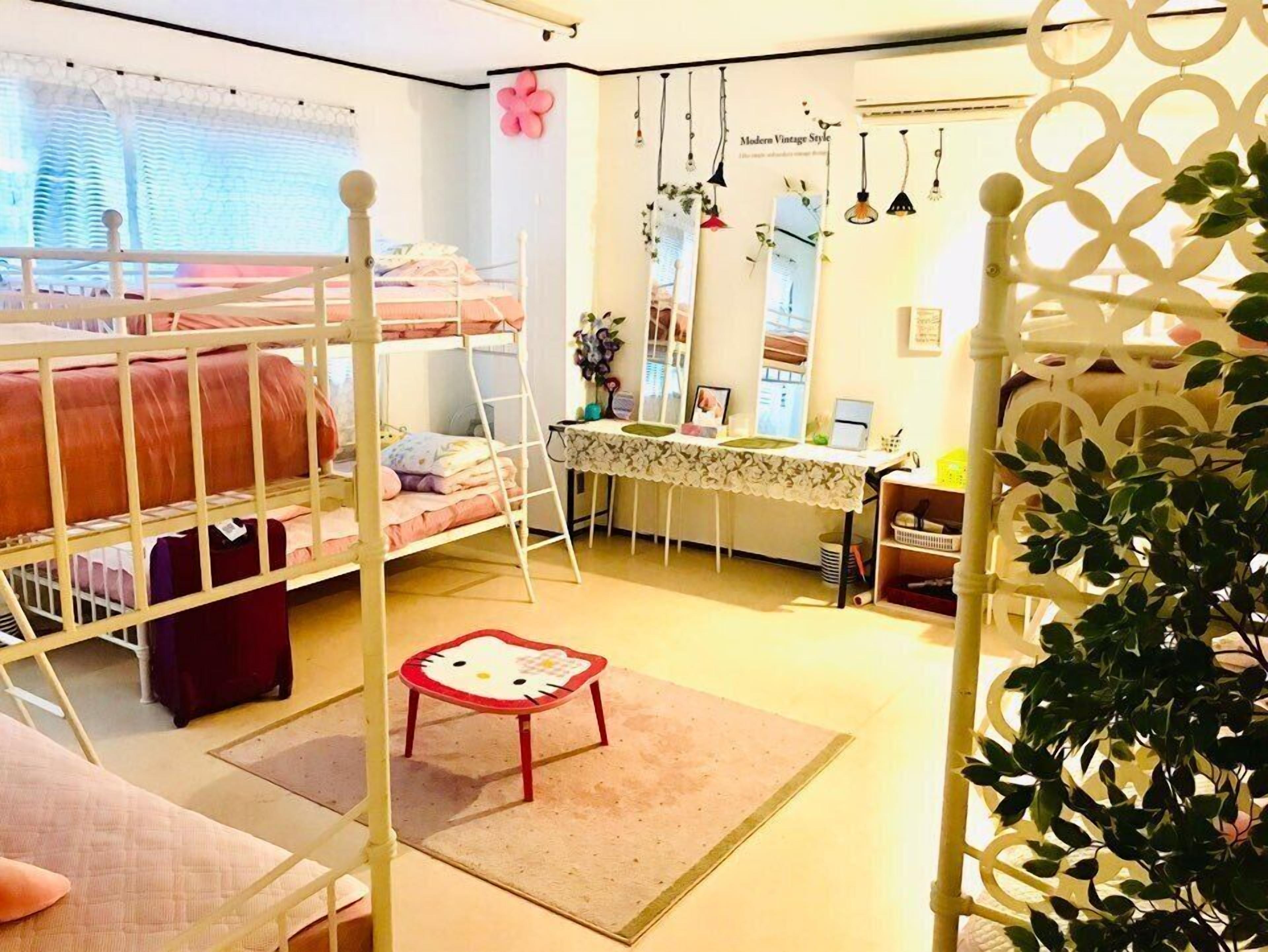 Royal Home Dormitory Hostel