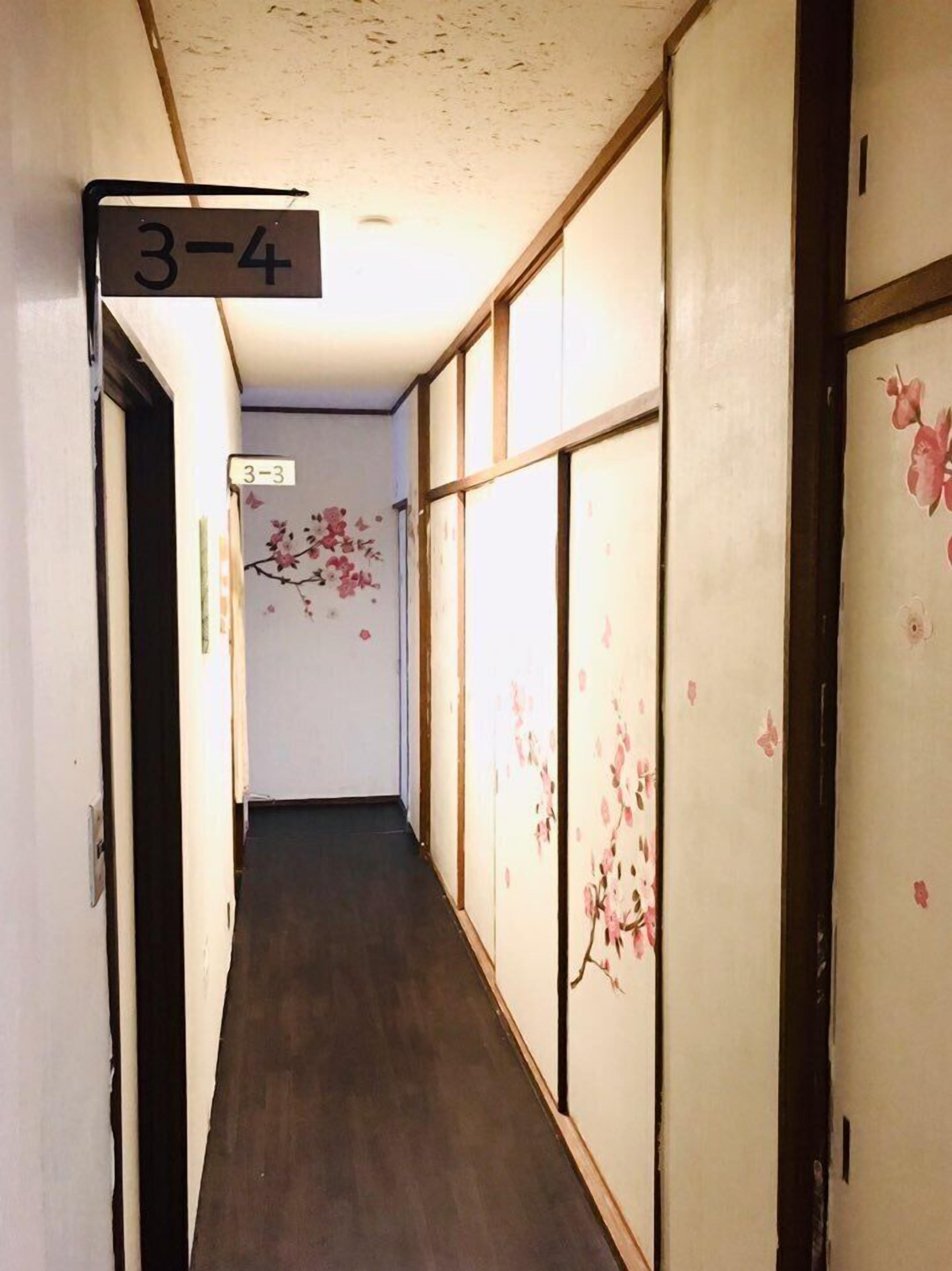 Royal Home Dormitory Hostel