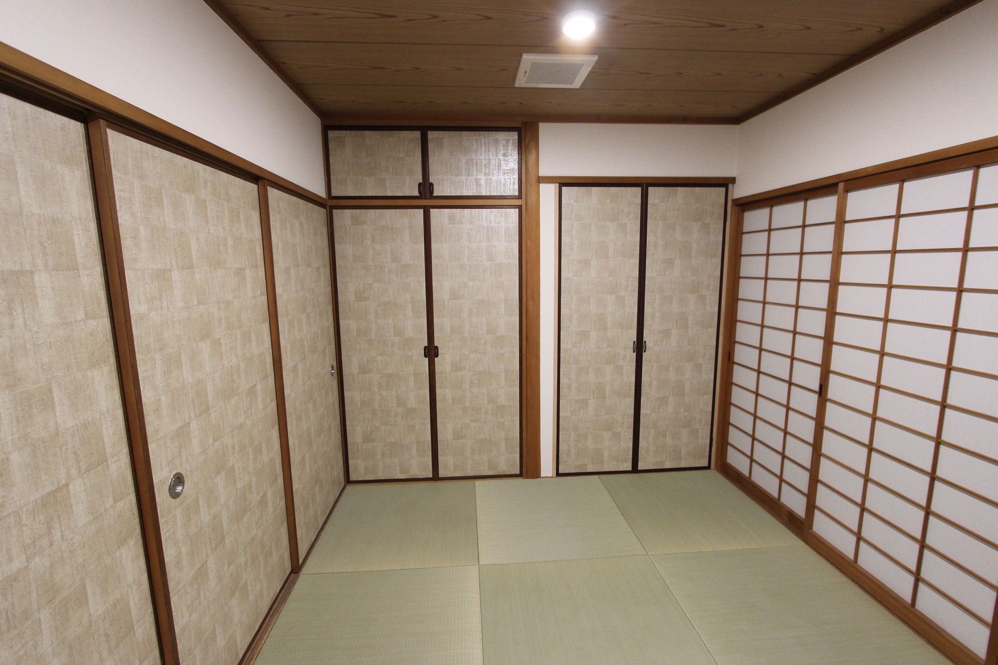 Rozy Hotel Namba