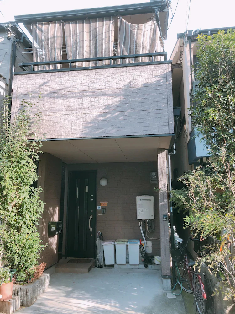 Ryokoheya Awajikan