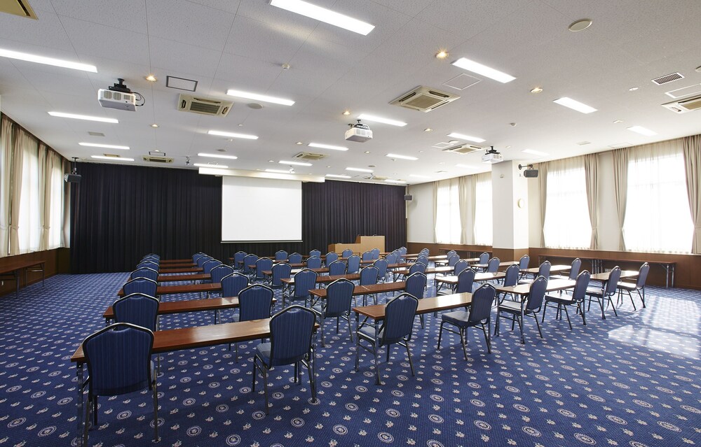 S.Training Center Hotel