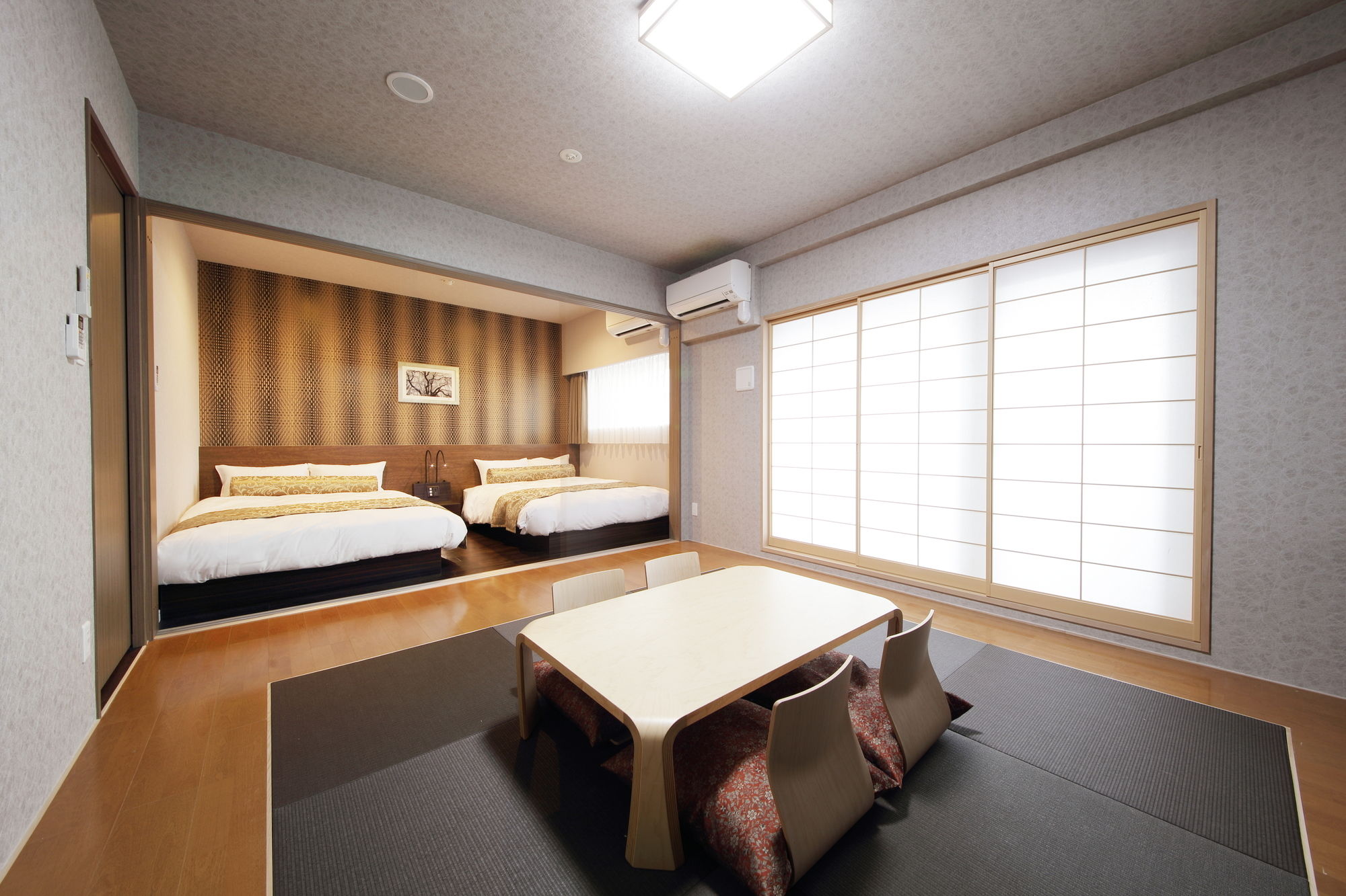 Sarasa Hotel Shinsaibashi