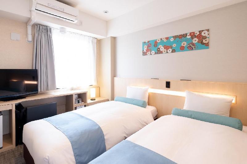 Shinsaibashi Higashi Crystal Hotel