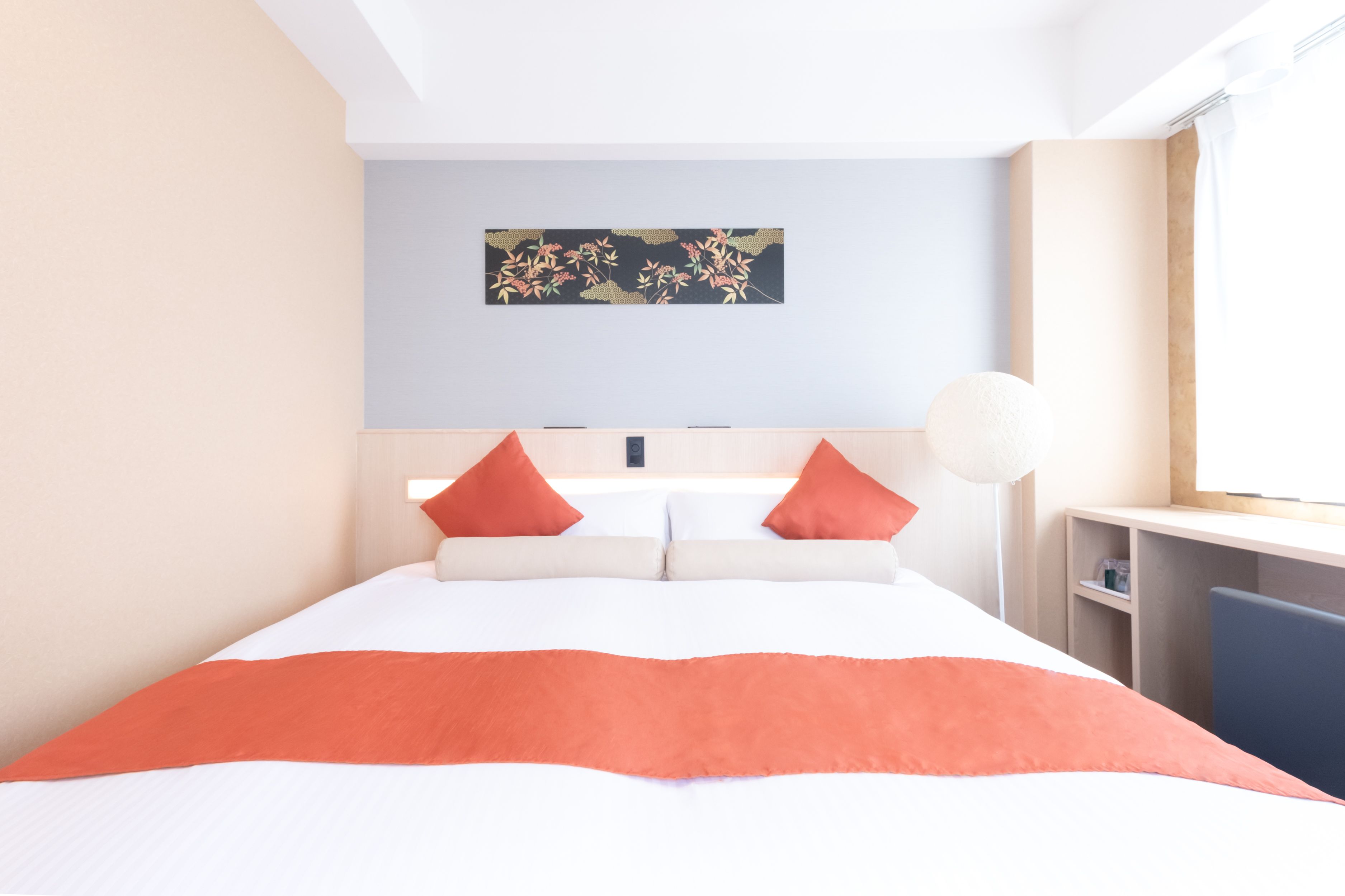 Shinsaibashi Higashi Crystal Hotel