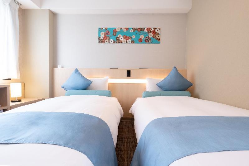 Shinsaibashi Higashi Crystal Hotel