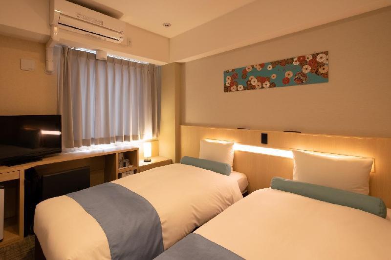 Shinsaibashi Higashi Crystal Hotel