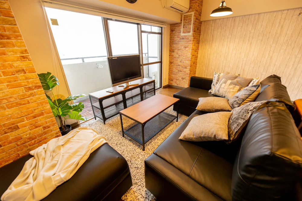 Shinsaibashi Midtown Apartments