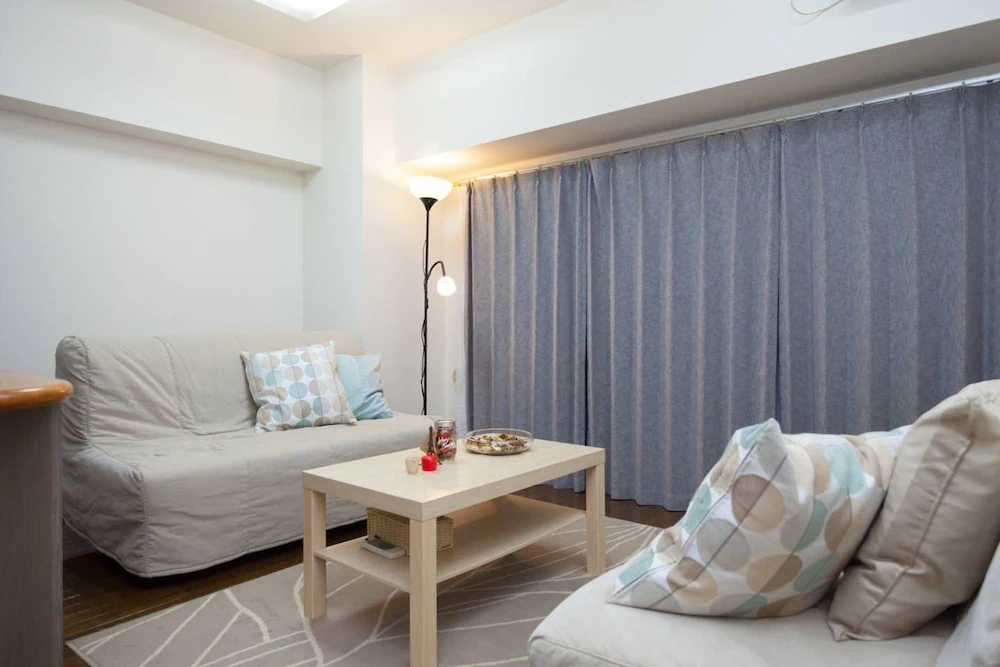 Shinsaibashi Midtown Apartments