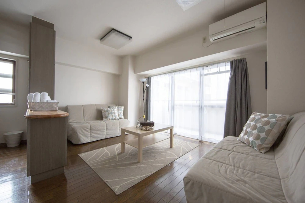 Shinsaibashi Midtown Apartments