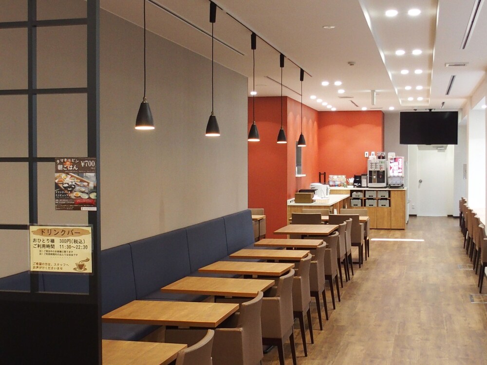 Tama Cabin Osaka Honmachi