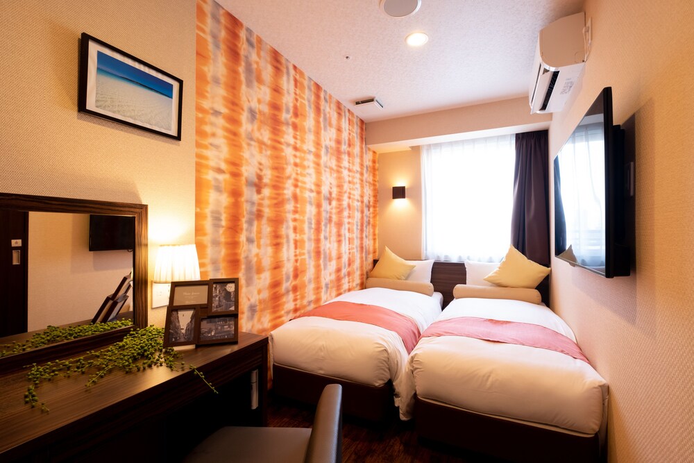 Re Hotel Tanimachi 9-chome II