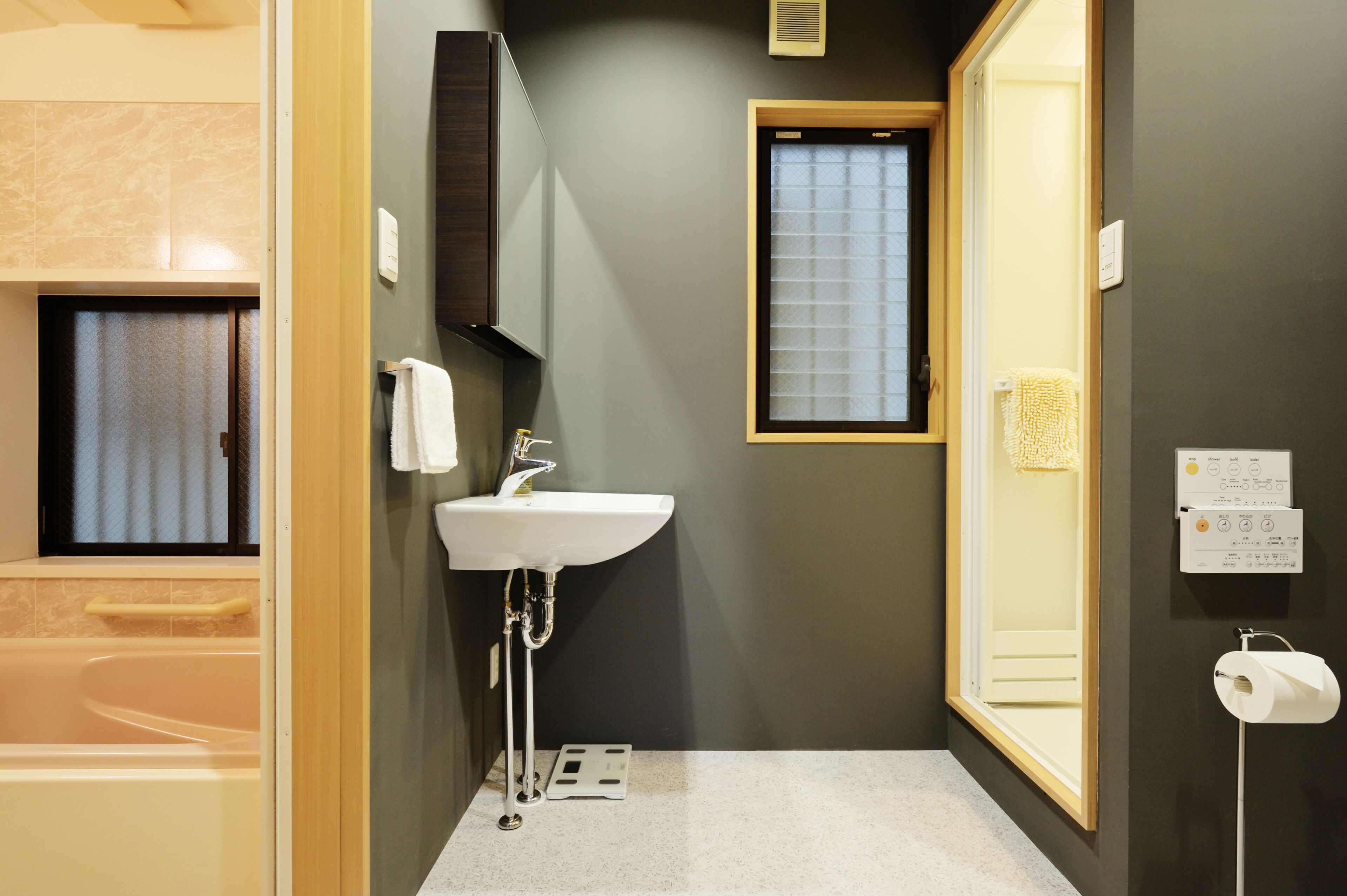 Tenka Chaya Residence East