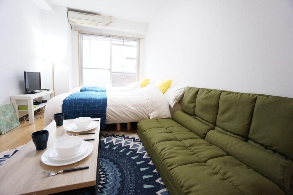 Terry's Apartment Namba South I