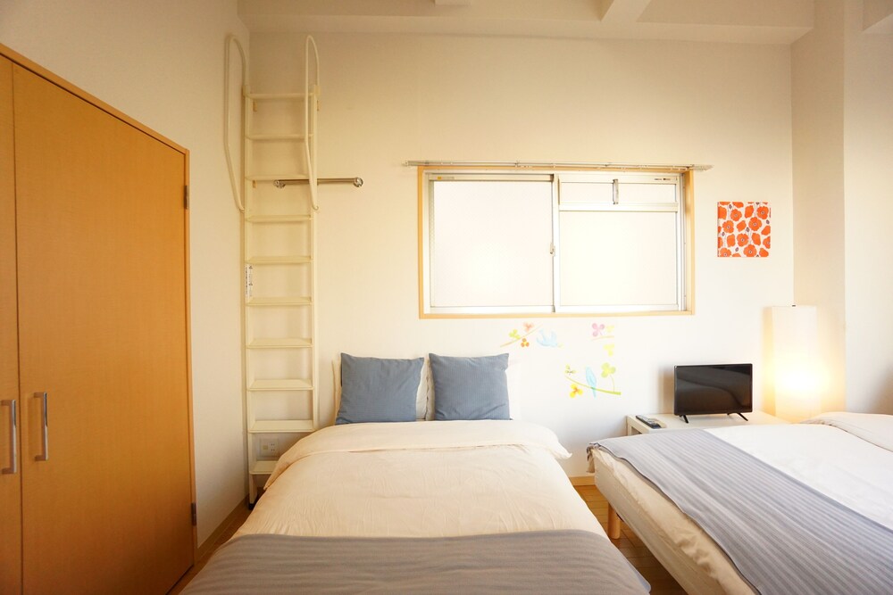 Terry's Apartment Namba South I