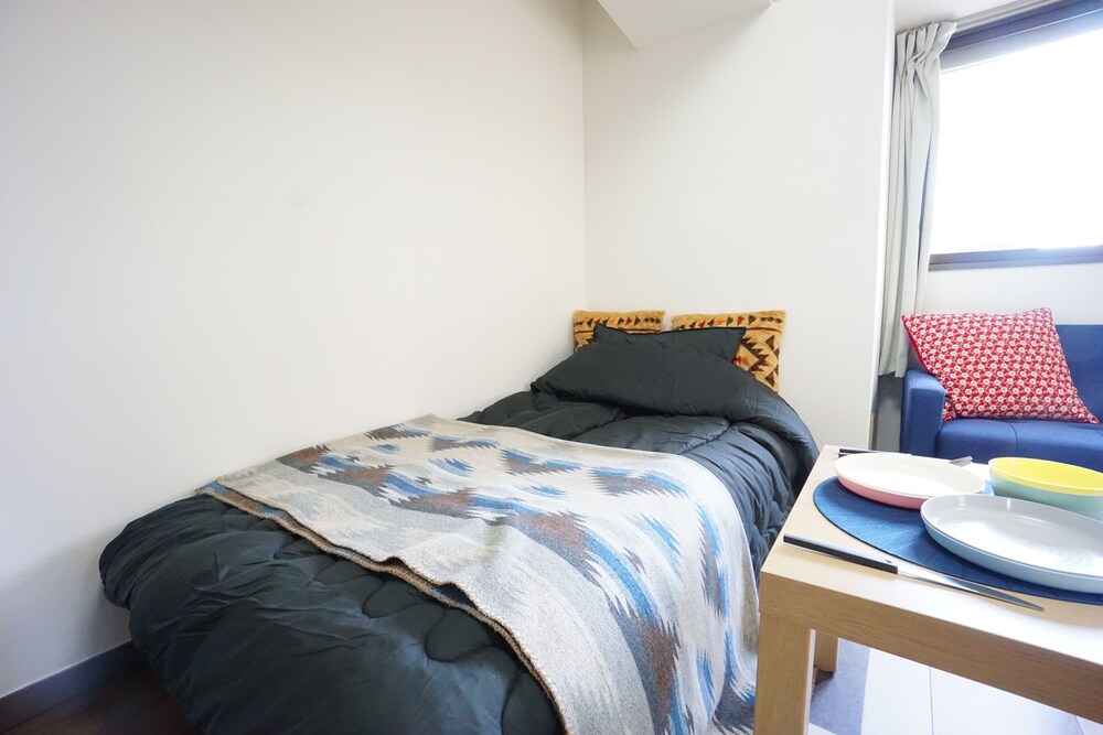 Terry's Apartment Shinsaibashi East I