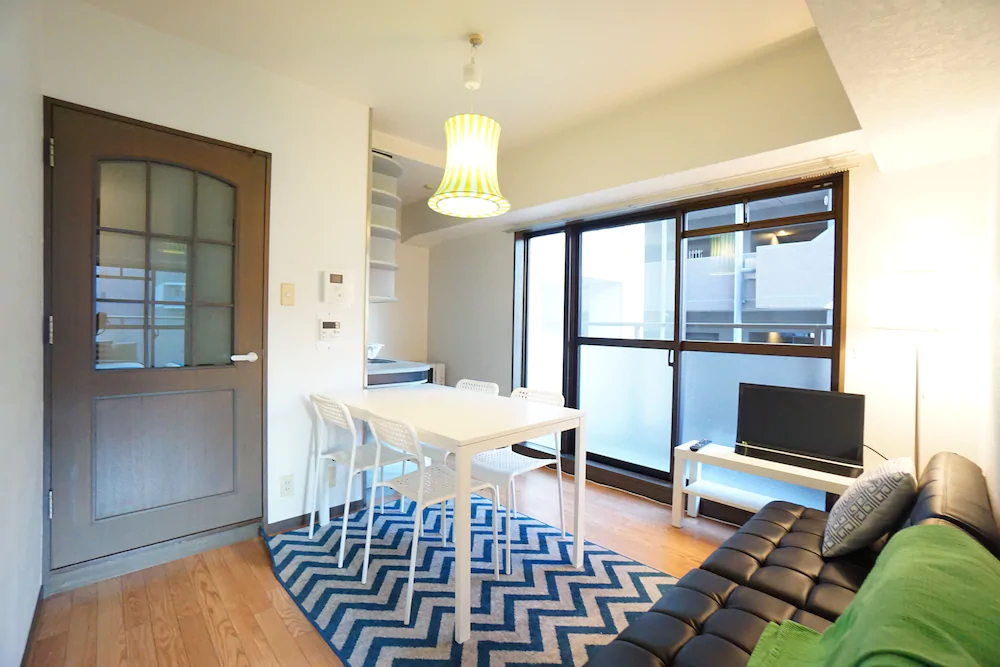 Terry's Apartment Shinsaibashi East I