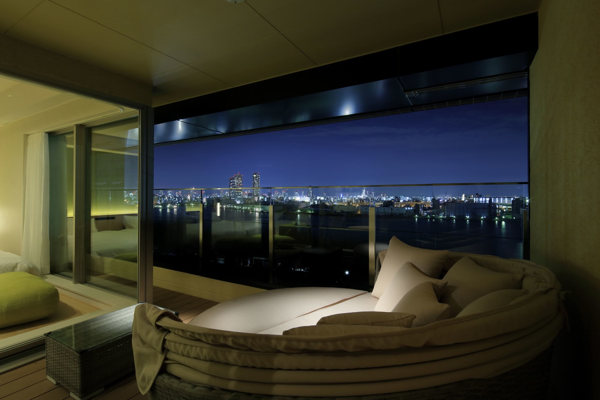 The Singulari Hotel & Skyspa At Universal Studios Japan
