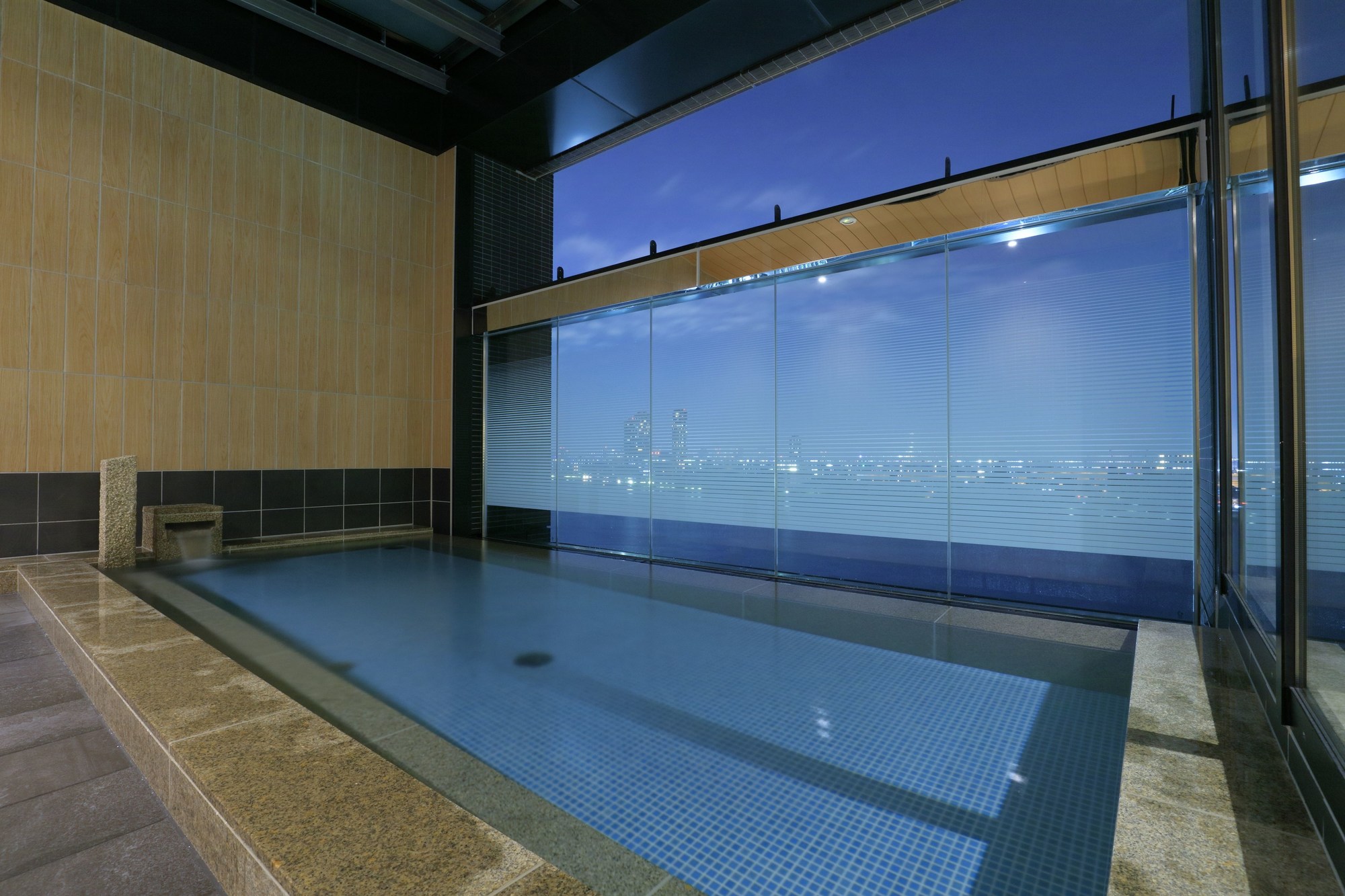 The Singulari Hotel & Skyspa At Universal Studios Japan