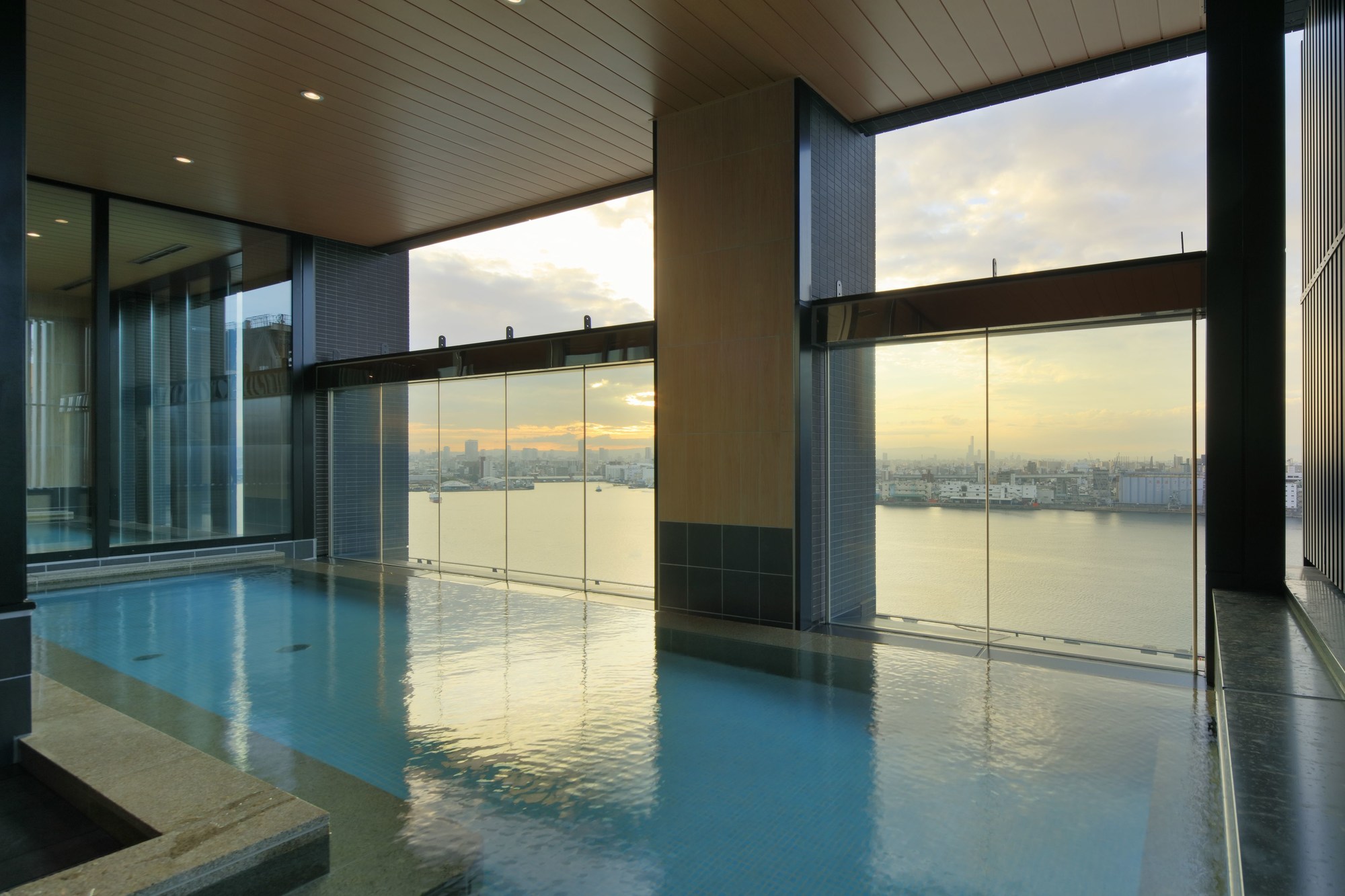 The Singulari Hotel & Skyspa At Universal Studios Japan